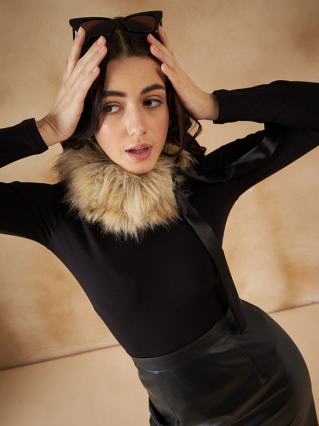 InWeave Women's Cat Print Fur Neckpiece