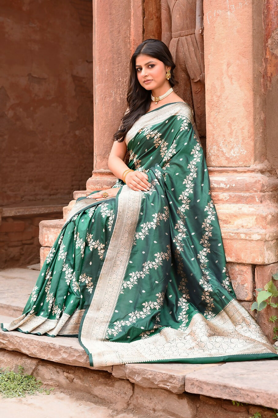 Joban Fashion Emerald Green Banarasi Katan Pure Handloom Banarasi Silk Saree
