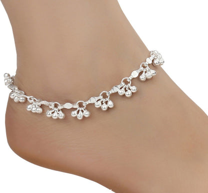 AanyaCentric Silver Plated Alloy Payal Indian Traditional Ethnic Fashion Imitation Jewellery Foot Chain