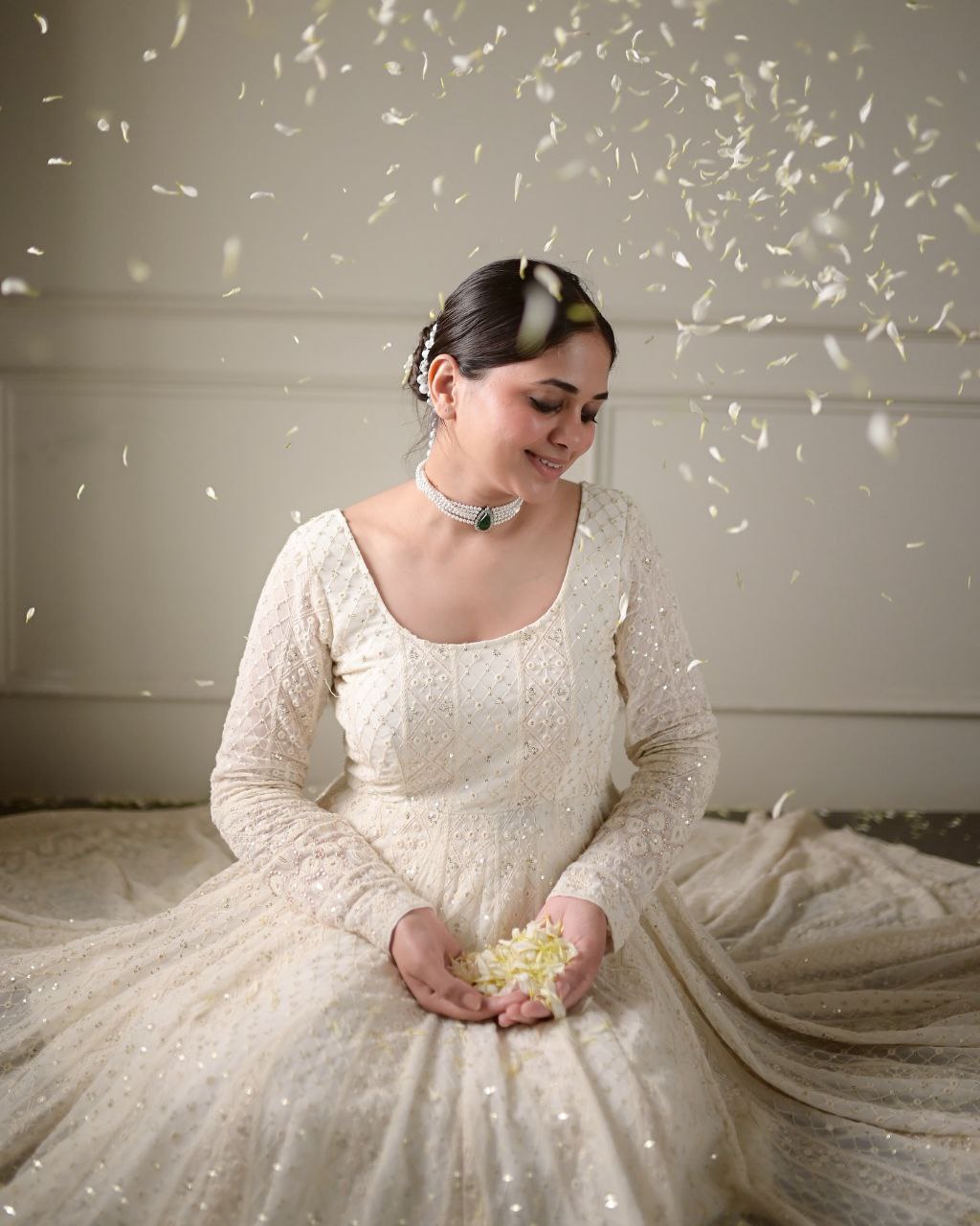 Yash Enterprise Salwar Soul Women'S White Net With Heavy Embroidery Sequin Salwar Suit