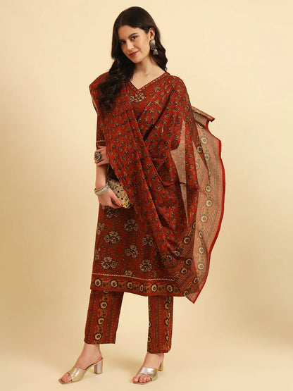 Yufta Red Pure Cotton Floral Sequins Work Kurta Set With Dupatta