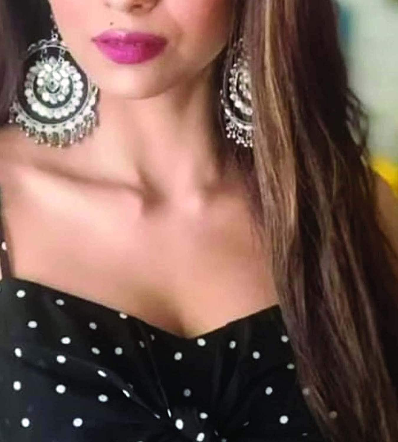 Silver-Plated Alloy Kundan Studded Silver Round Earrings - The Pari