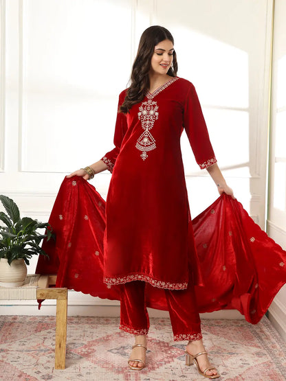 Yufta Velvet Maroon Kurta Dupatta Set With Embroidery