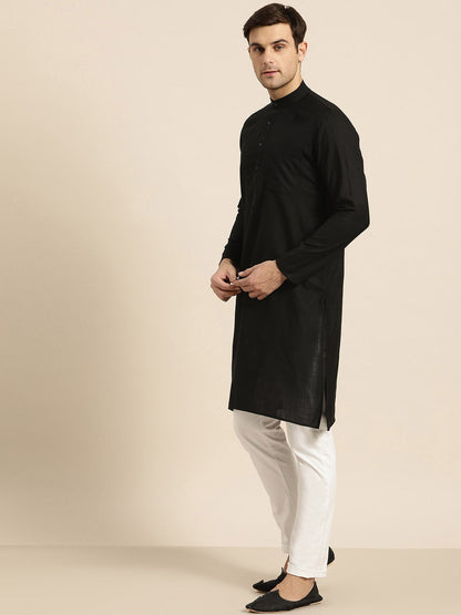 Sojanya Men Black Solid Straight Kurta