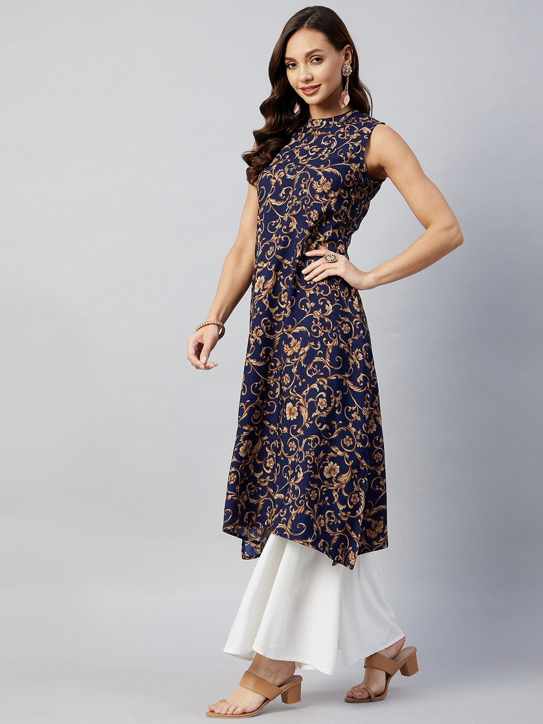 InWeave Women's Blue Jaal Print Halter Kurta Set