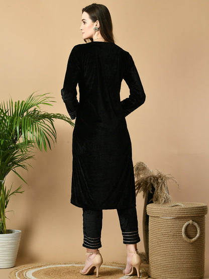 Myshka Women's Black Velvet Kurta With Trousers Party Sets