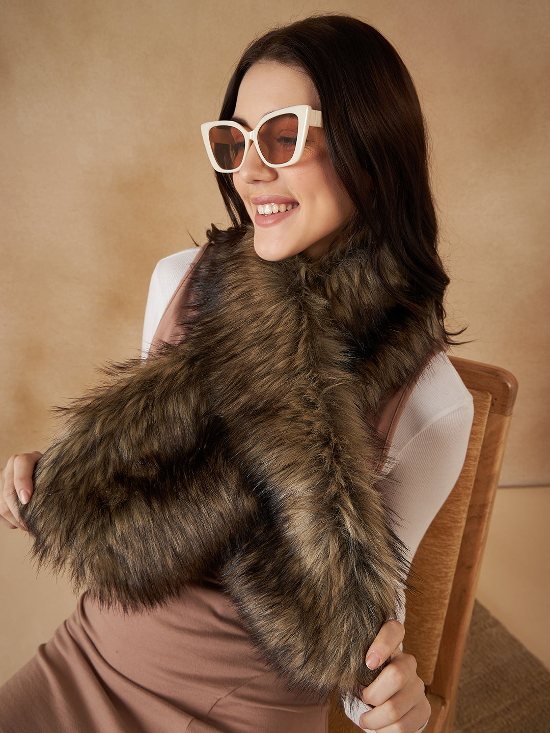 InWeave Women's Beige Print Faux Fur Neck Warmer