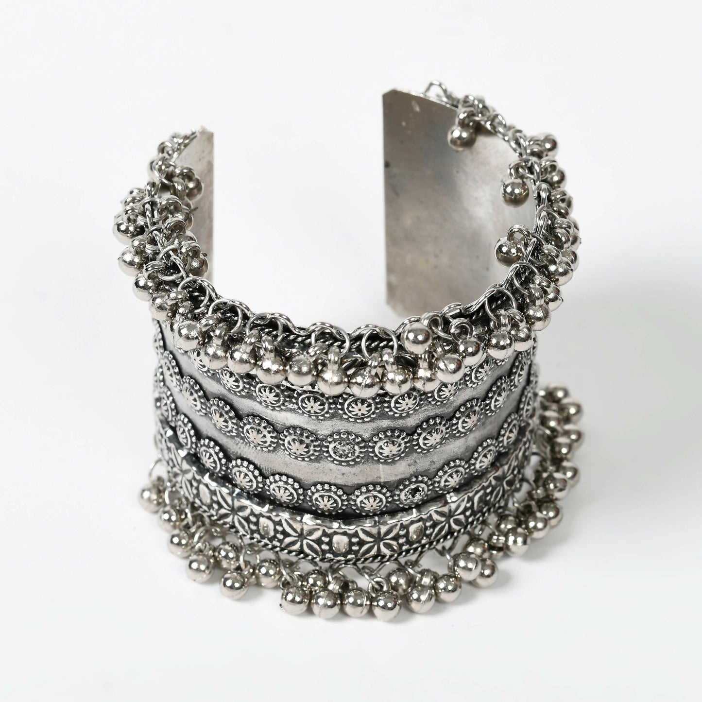 Mominos Fashion Joharkamal Oxidised Silver-Plated Ghungroo Handcraft Bracelet - Design 025