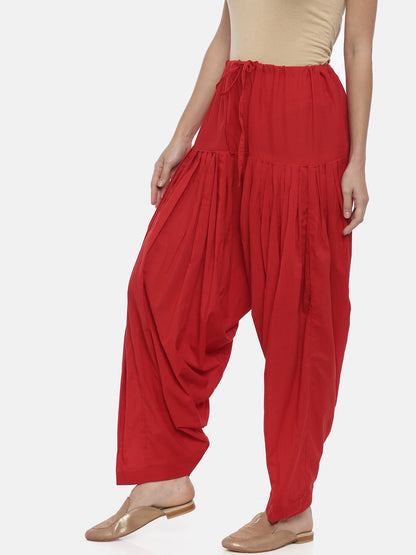 Souchii Red Solid Regular-Fit High-Rise Patiala