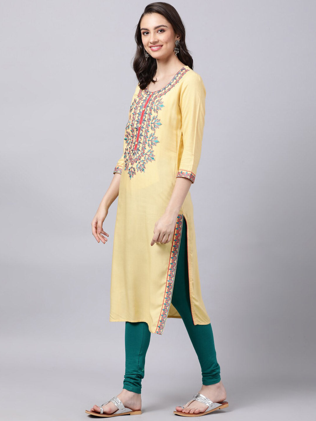 Souchii Women Cream-Coloured Ethnic Motifs Embroidered Kurta