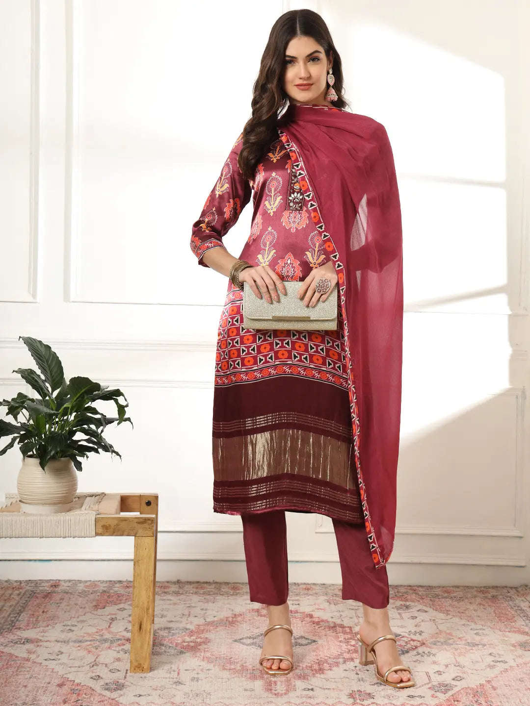Yufta Burgundy Gajji Silk Kurta Dupatta Pant Set
