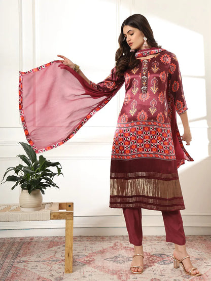 Yufta Burgundy Gajji Silk Kurta Dupatta Pant Set