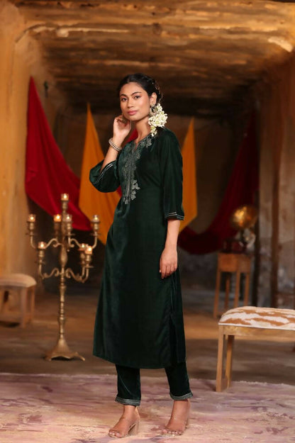 Juniper Women Jadegreen Velvet Embroidered Straight Kurta Sets