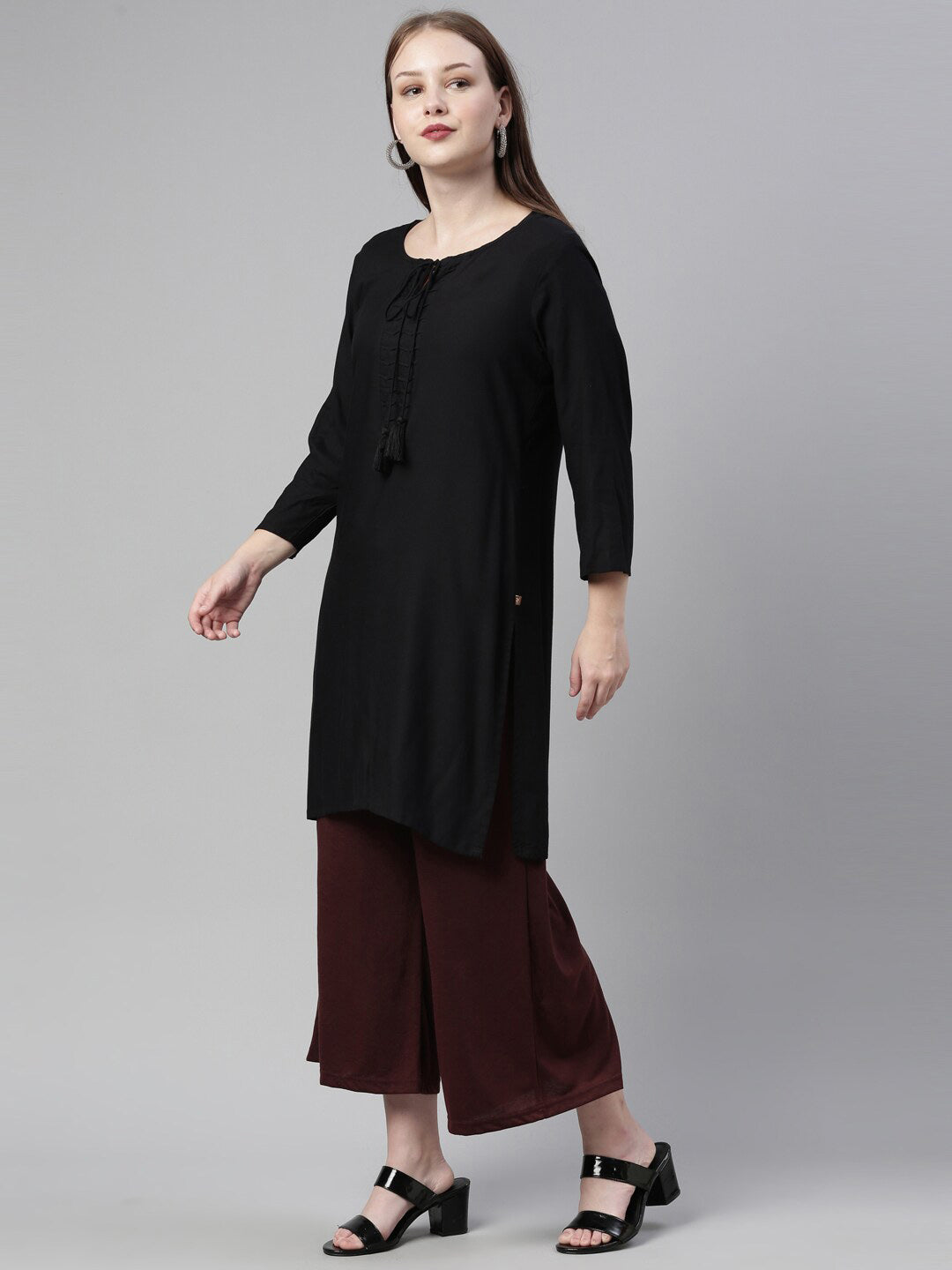 Souchii Women Brown Knitted Palazzos