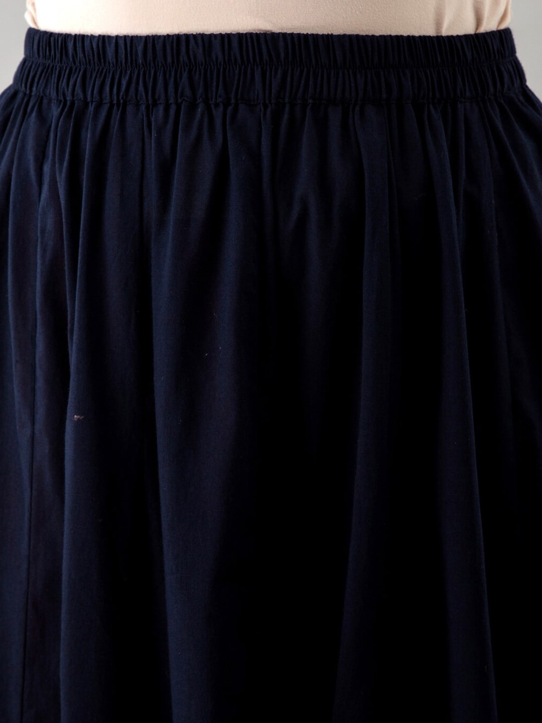 HERE&NOW Navy Blue & Gold-Toned Ethnic Motifs Printed Kurta with Skirt
