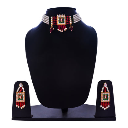 Gold-Polished Alloy Pearl And Glass Bread Choker Necklace - The Pari