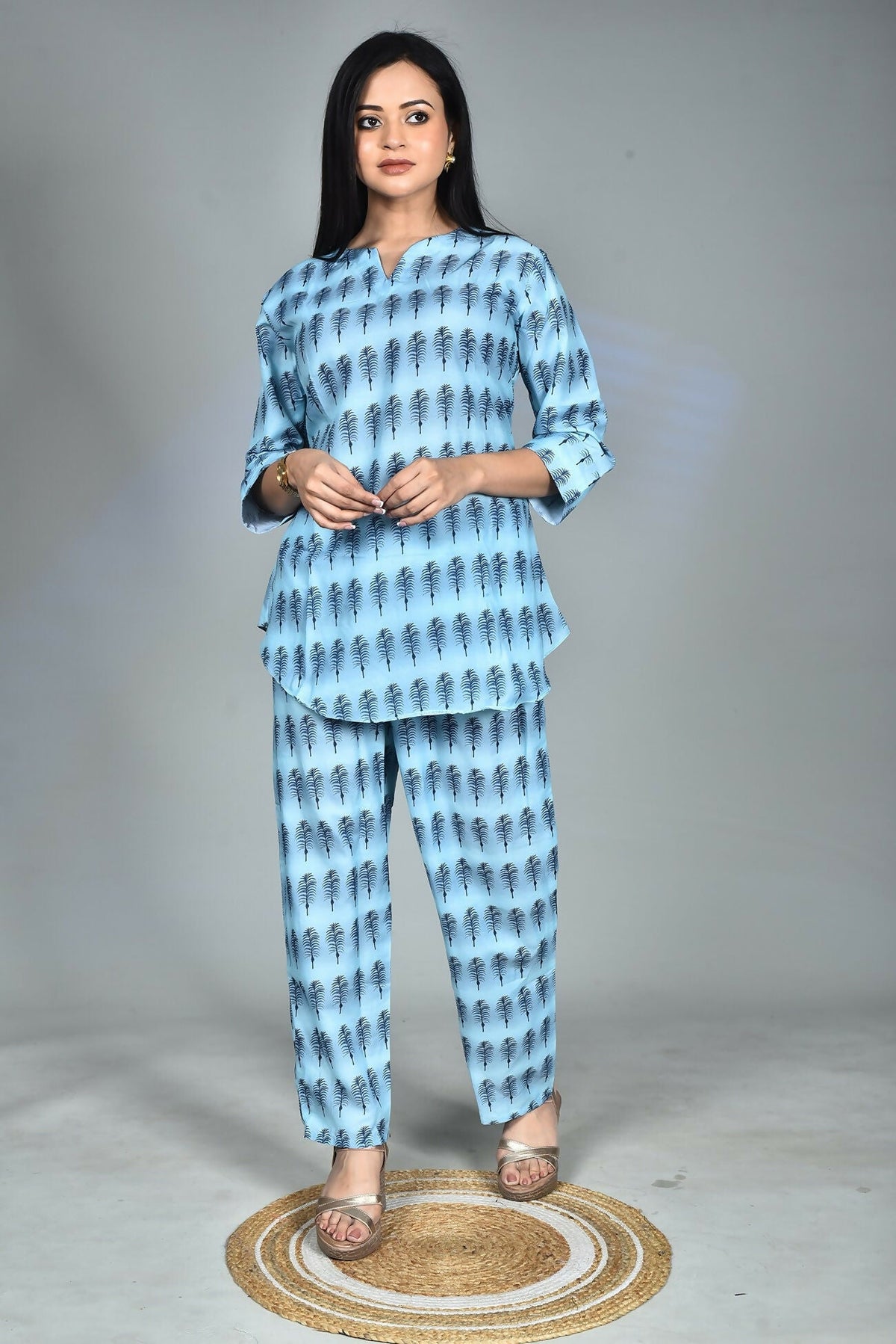 Morchari Digital Print Semi Muslin Co-Ord Set Top & Trouser-Multicolor