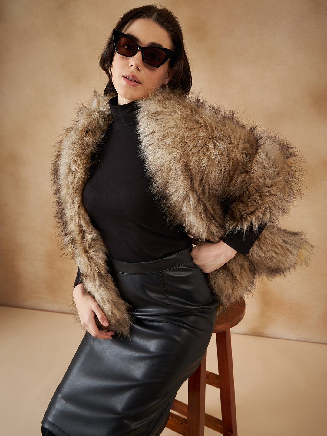 InWeave Women's Winter Beige Faux Fur Cape