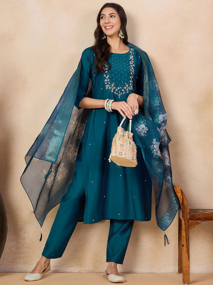 The52 Printed Viscose Rayon Fabric Straight Kurta, Pant and Dupatta Set