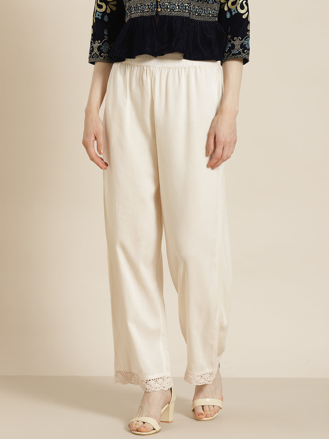 Juniper Women Ivory Rayon Solid Wide Leg Palazzo