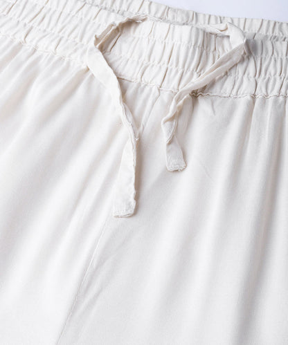 Juniper Women Offwhite Rayon Solid Wide Leg Palazzo