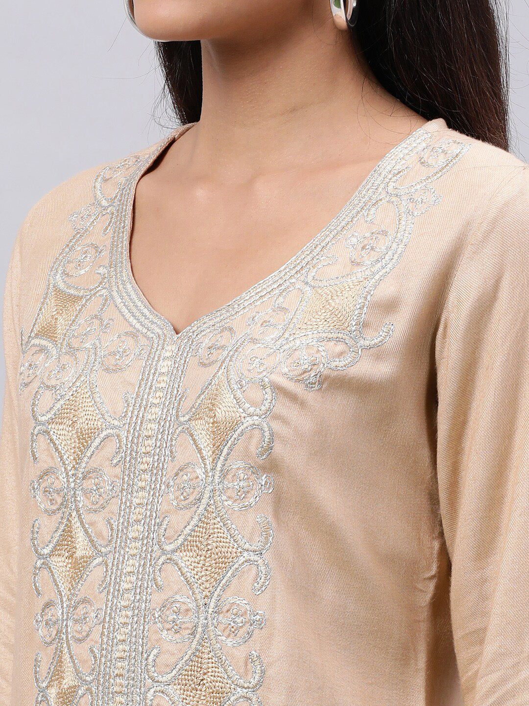 Souchii Women Ethnic Motifs Yoke Design Thread Work Kurta