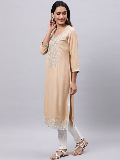 Souchii Women Ethnic Motifs Yoke Design Thread Work Kurta