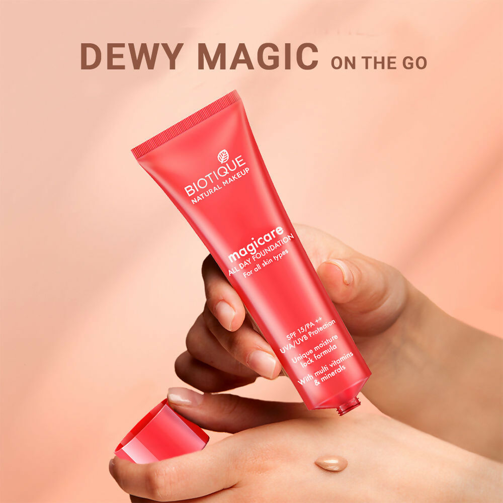 Biotique Magicare All Day Foundation SPF 15 - Sand