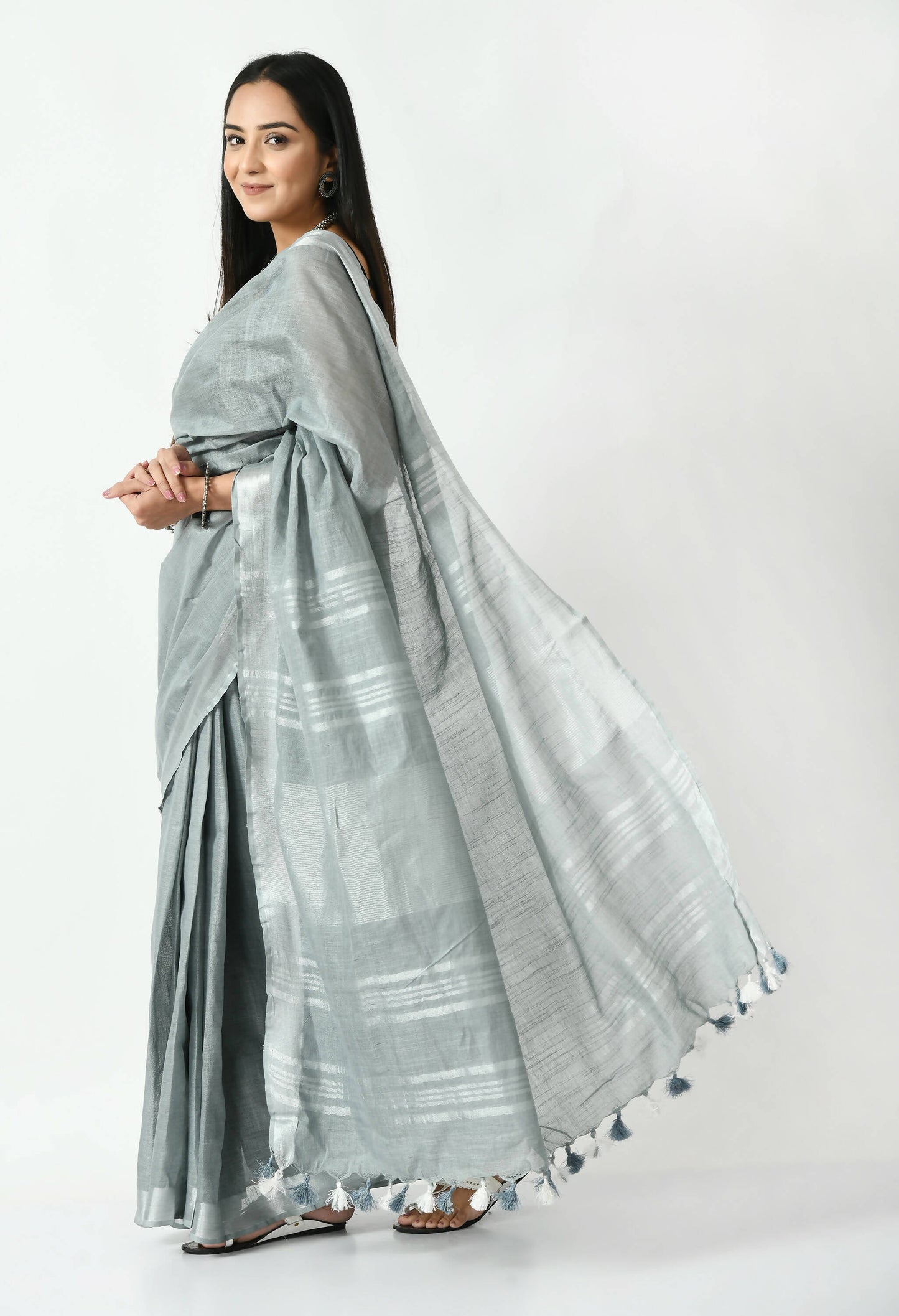 Mominos Fashion Moeza Gray Bhagalpuri Handloom Silk Linen Saree with unstitched Blouse piece