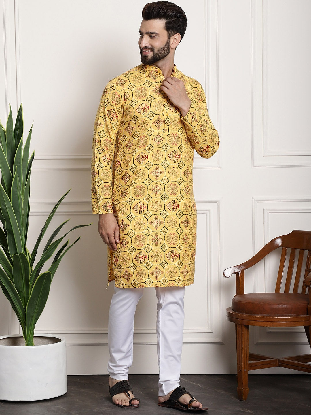 Sojanya Men Yellow Ethnic Motifs Printed Kurta with Churidar