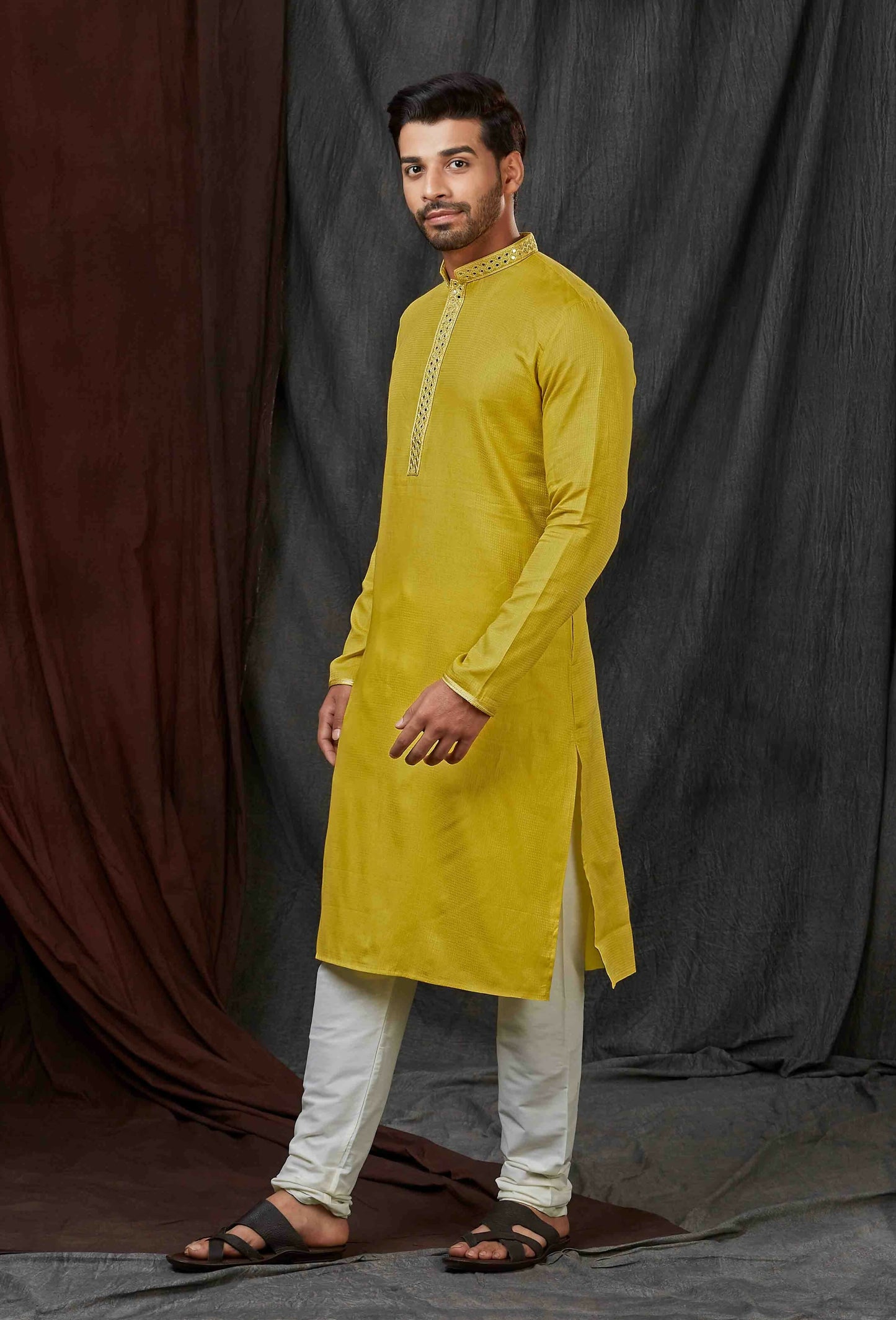 Joban Fashion Green Self Jacquard Kurta Pyjama