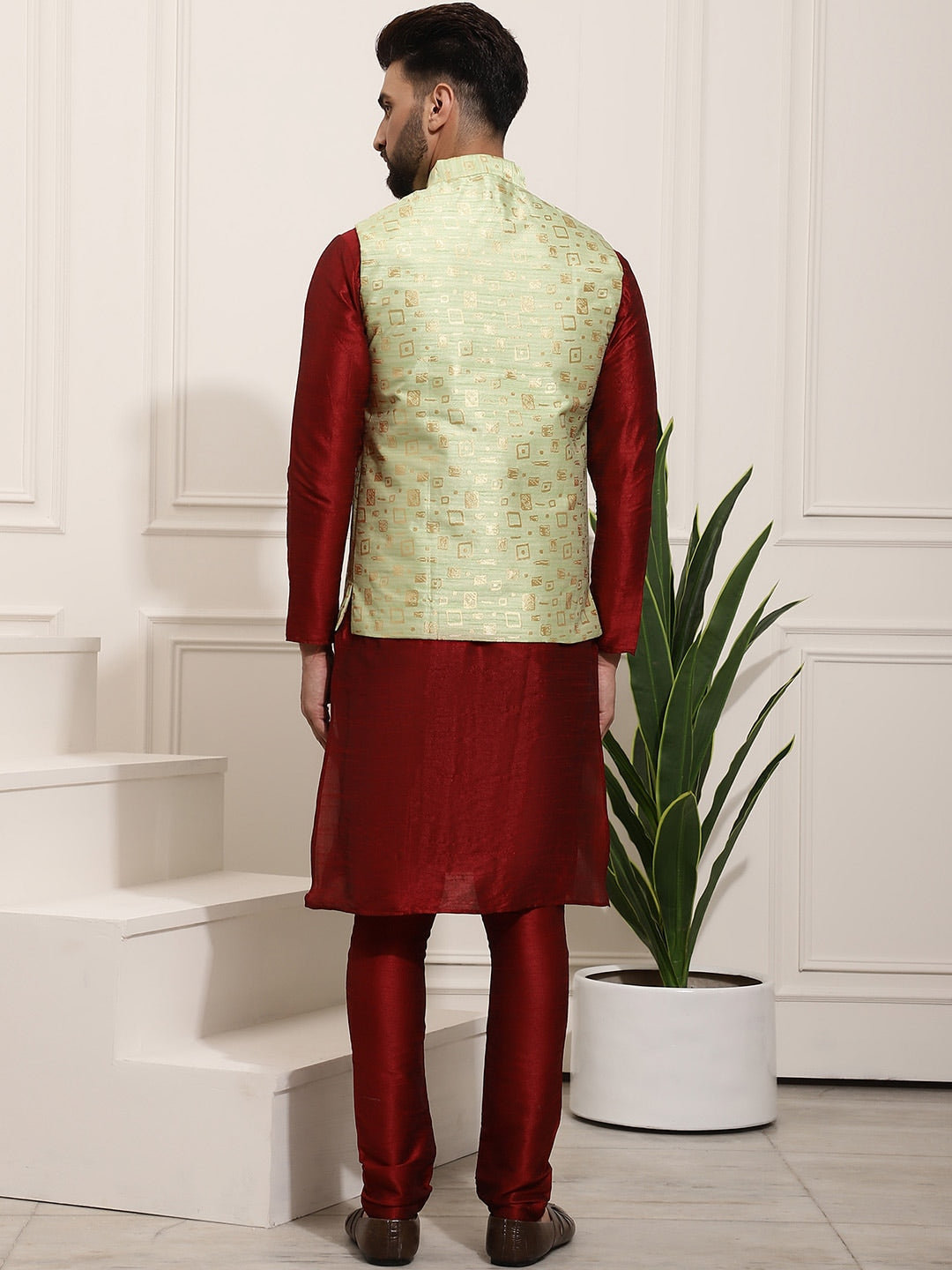 Sojanya Men Maroon Solid Kurta Set & Nehru Jacket
