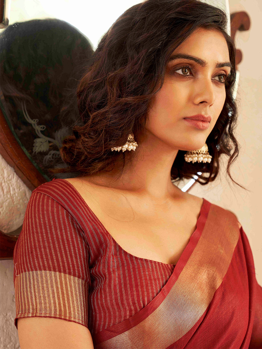 Tikhi Imli Maroon & Gold Toned Zari Woven Design Saree