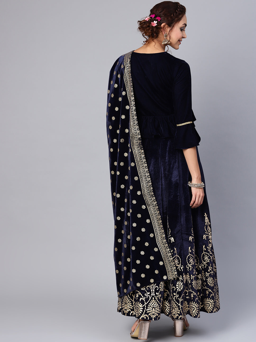 Indian Clothing Juniper Women Navy Velvet Embroidered Flared Lehenga Choli Sets