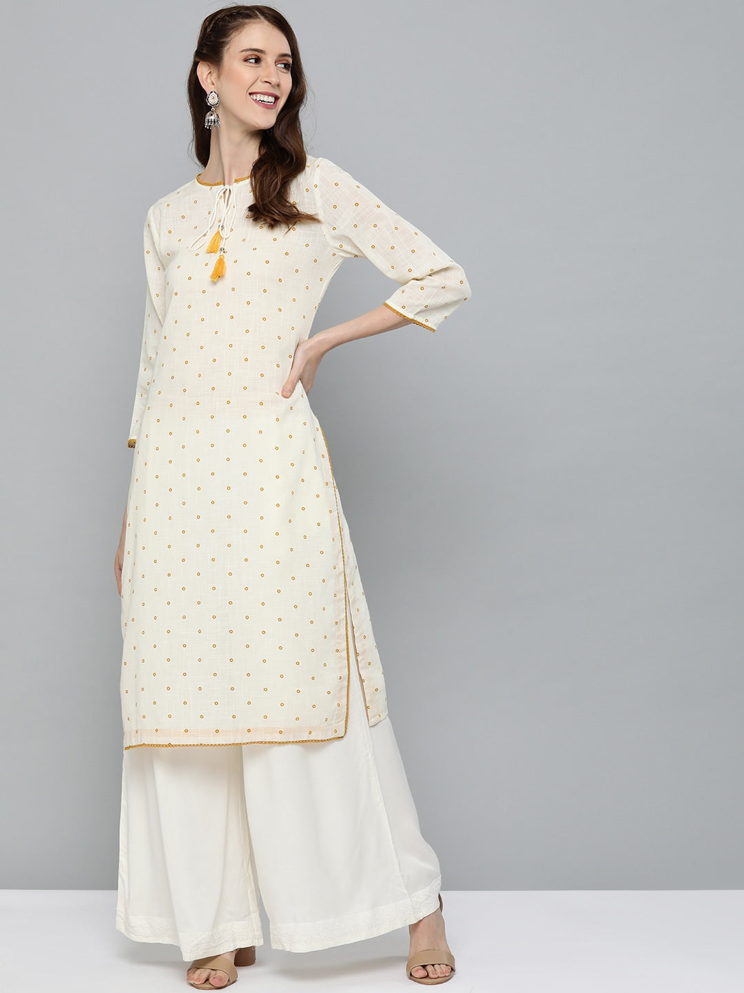HERE&NOW Women Off-White & Mustard Yellow Geometric Printed Straight Kurta