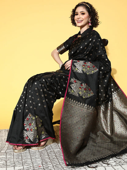 Saree Mall Ethnic Motifs Saree with Solid Border
