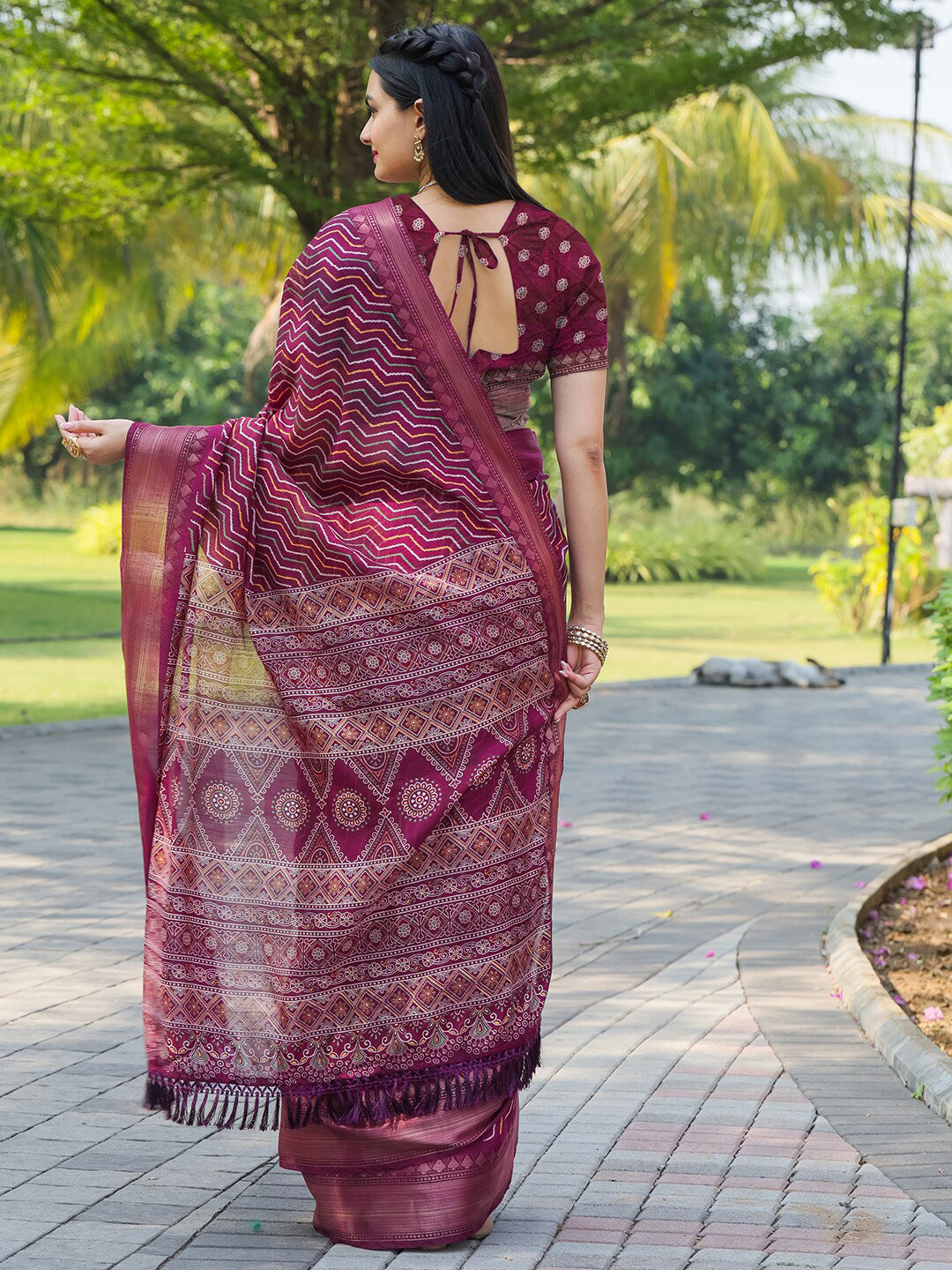 Tikhi Imli Leheriya Printed Zari Ready to Wear Saree
