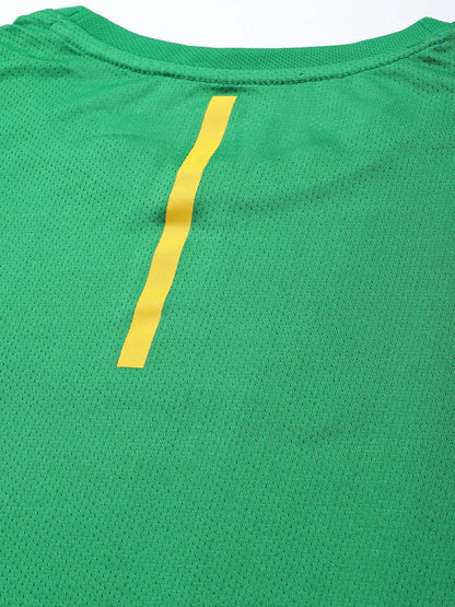 Alcis Men Green & Yellow Typography Printed Slim Fit Running T-shirt