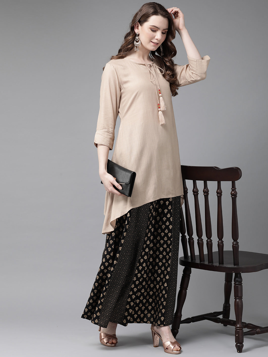 Juniper Womens Beige Rayon Slub Solid Kurta