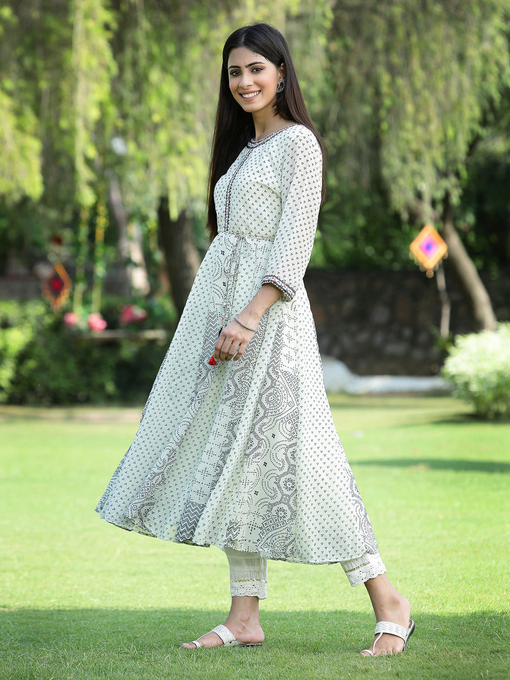 Juniper Women's Ivory Georgette Printed Anarkali Kurta