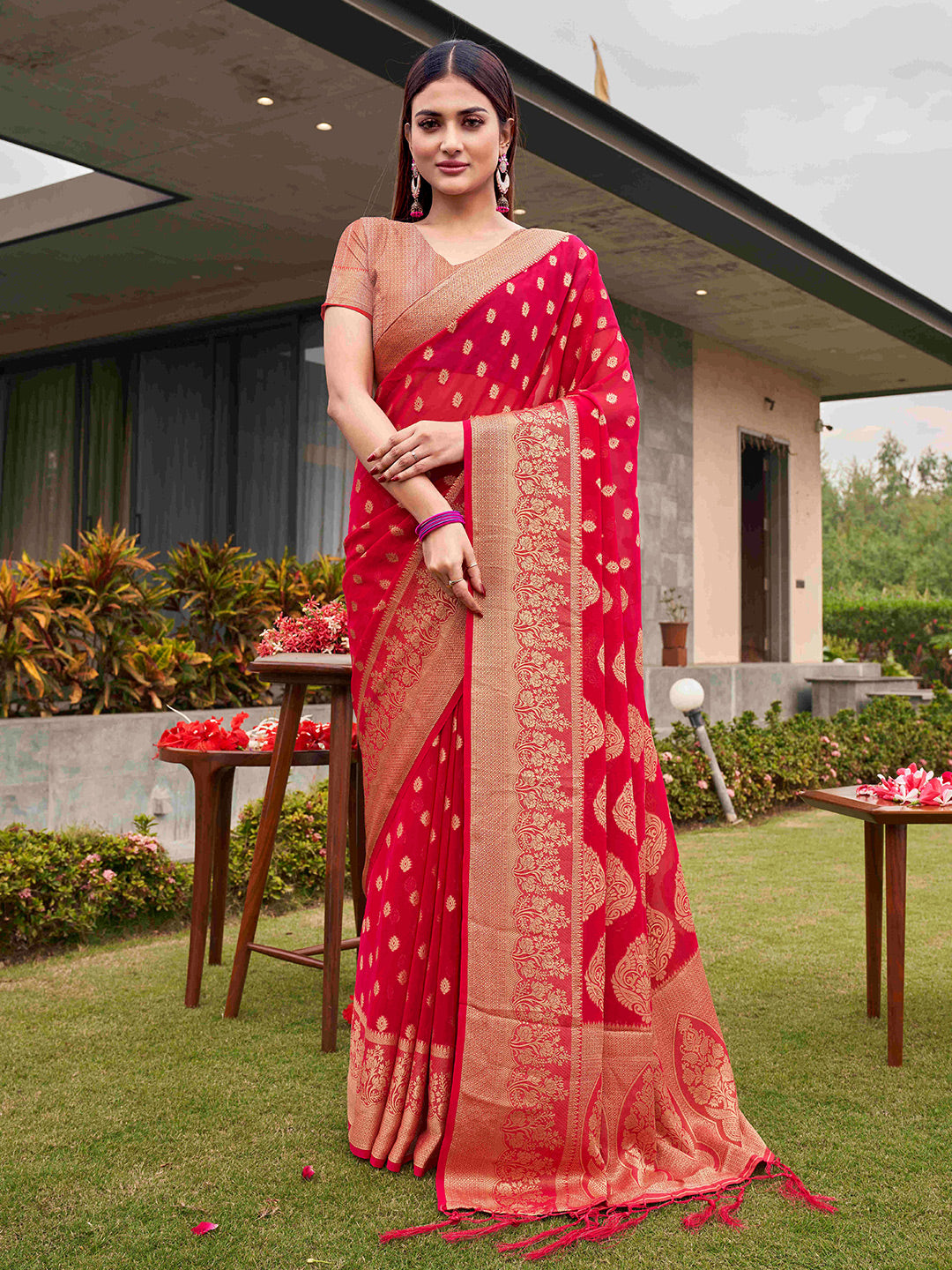 Tikhi Imli Pink Ethnic Motifs Woven Design Zari Saree