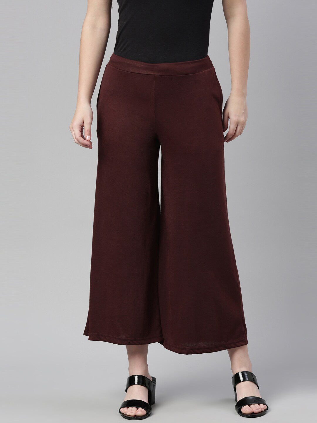 Souchii Women Brown Knitted Palazzos