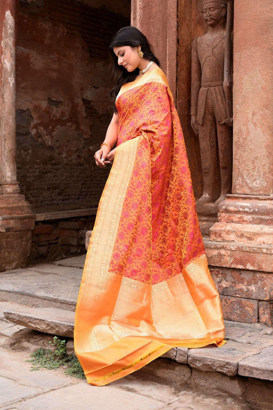 Joban Fashion Tangent Banarasi Katan Pure Handloom Banarasi Silk Saree