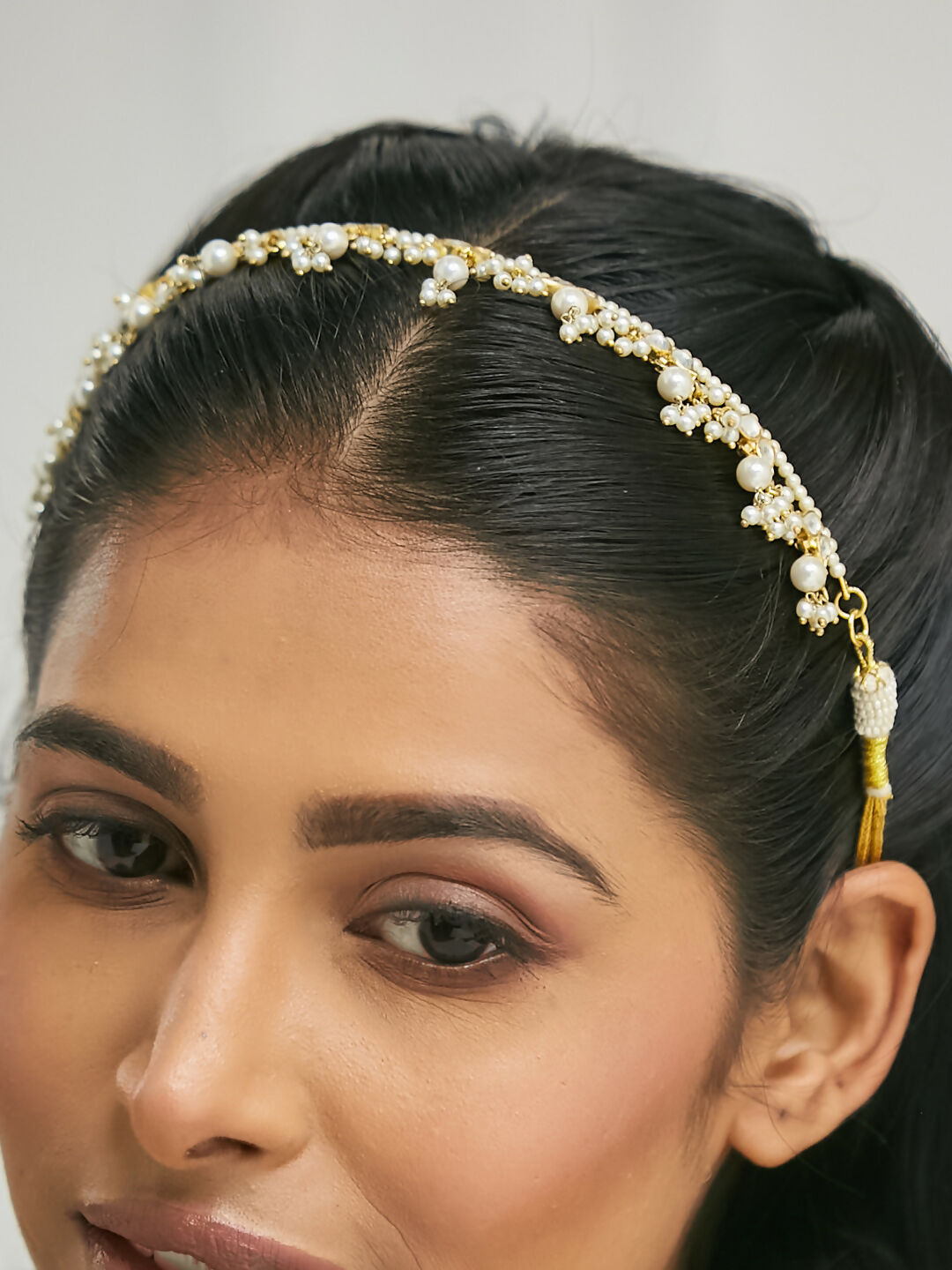 Nuyug 22K Gold-Plated Kundan & Pearl Studded Matha Patti Head Jewellery