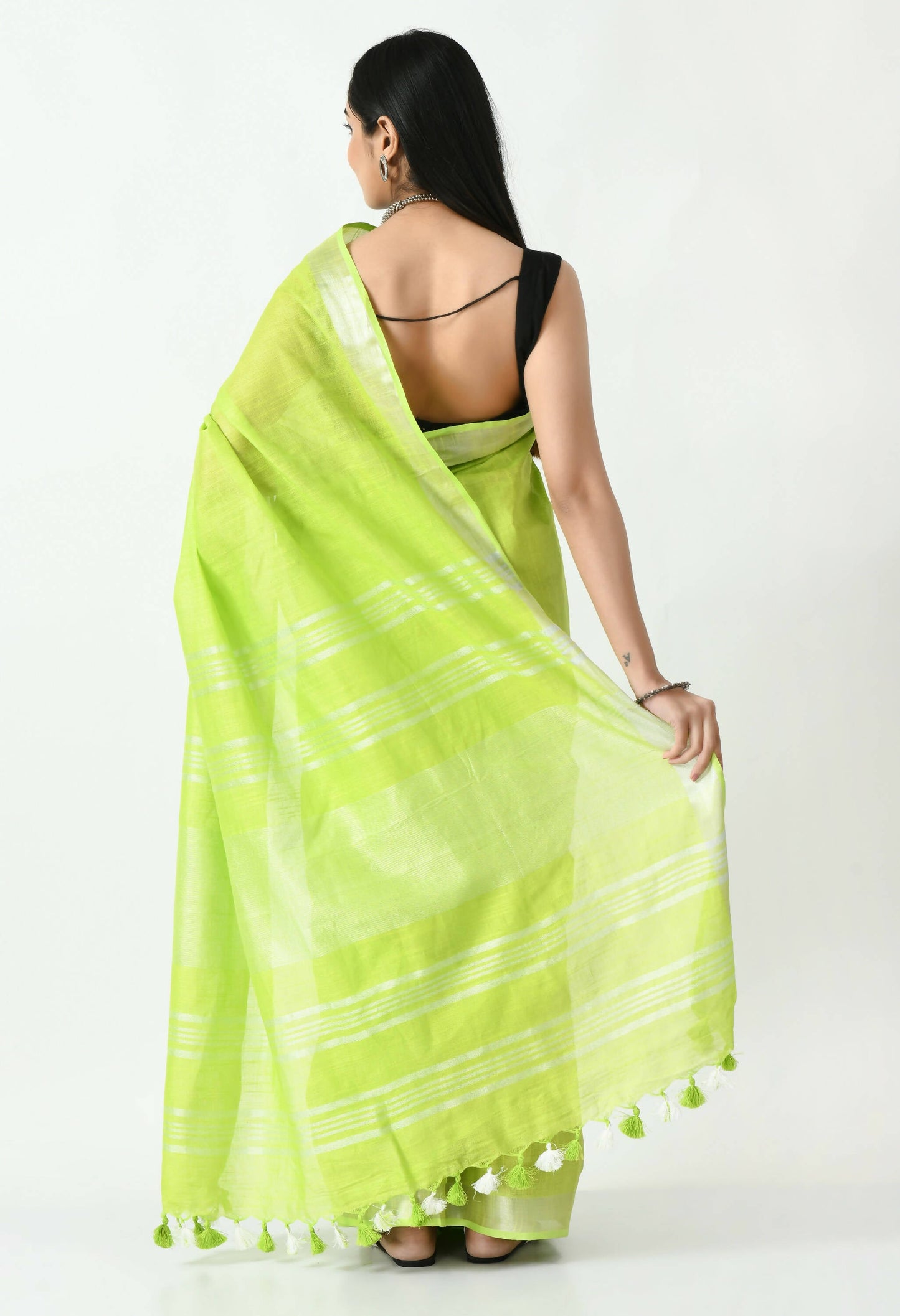 Mominos Fashion Moeza Parrot Green Bhagalpuri Handloom Silk Linen Saree with unstitched Blouse piece