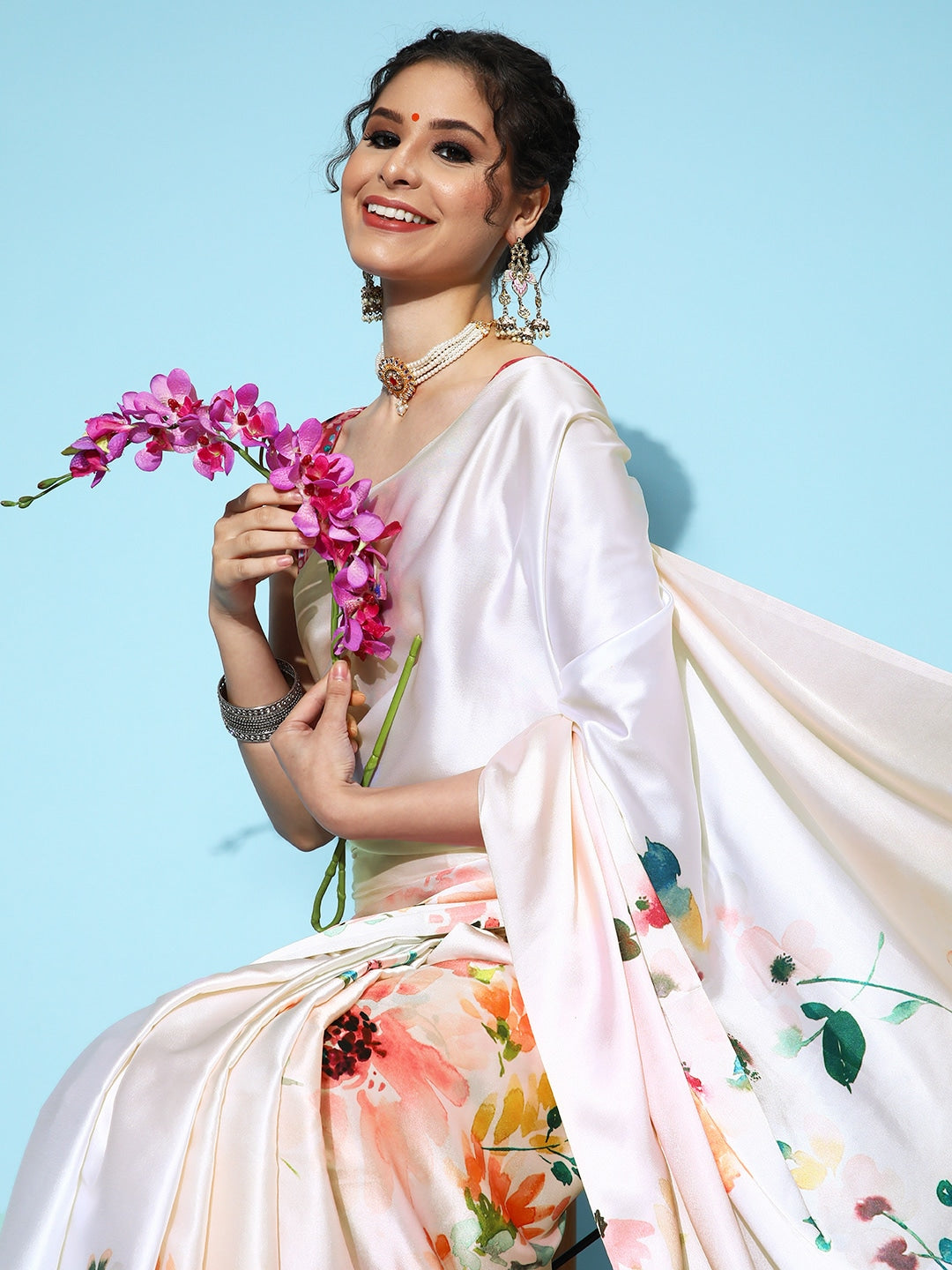 Saree Mall Floral Saree with Printed Border