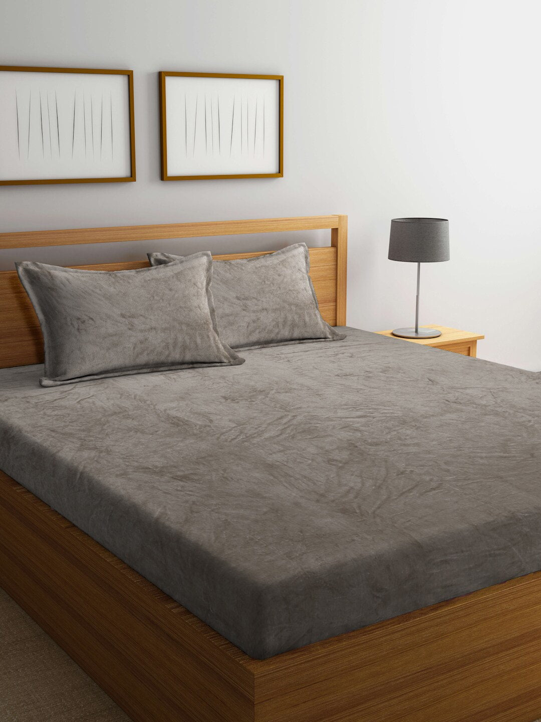 KLOTTHE 300 TC Woolen King Bedsheet with 2 Pillow Covers