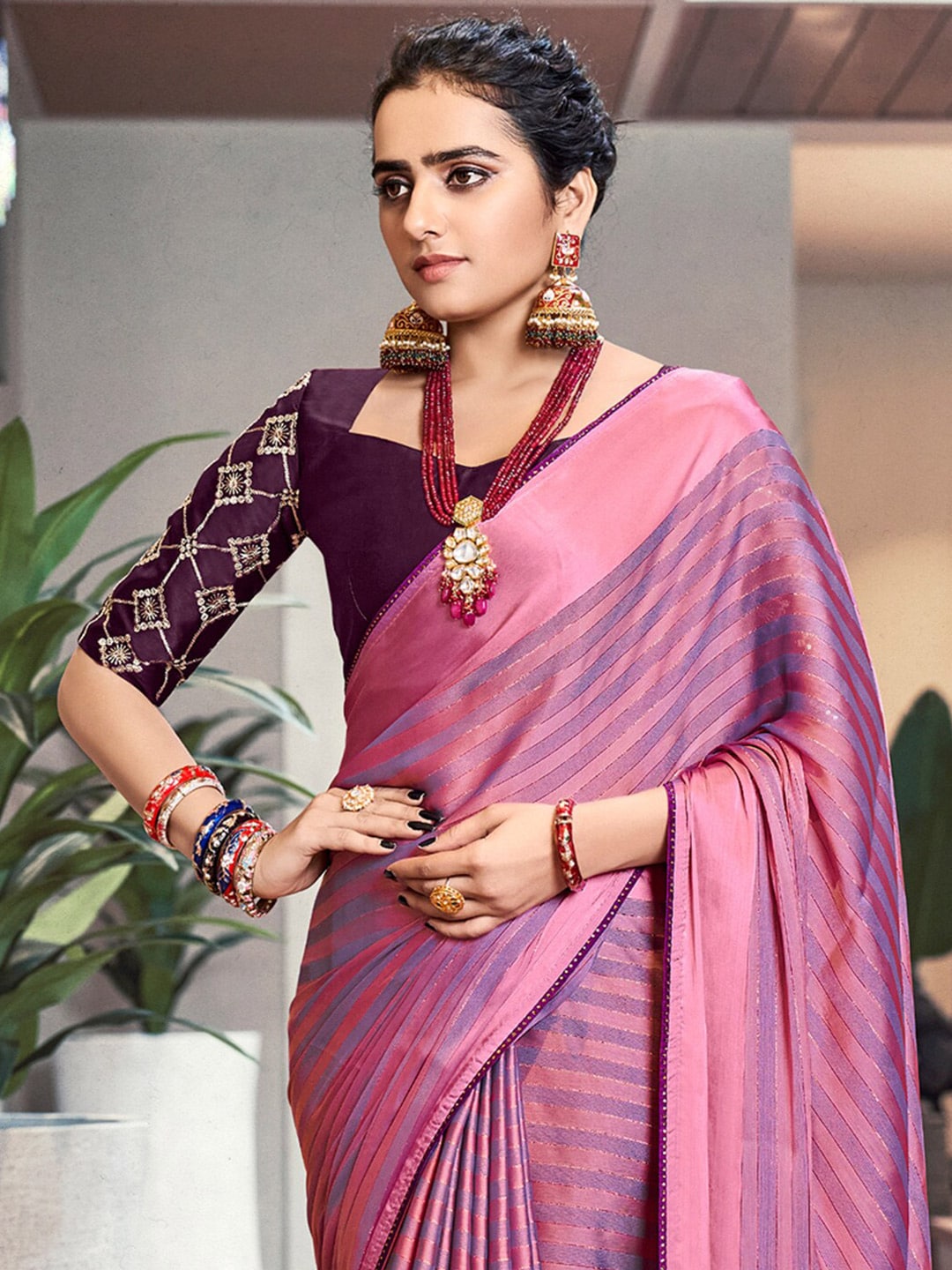 Saree Mall Magenta & Purple Striped Zari Saree