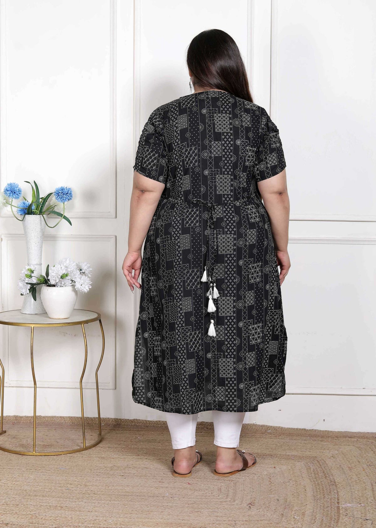 Miravan Women's Plus Size Pure Cotton Black Floral Printed Front Button A-Line Kurta