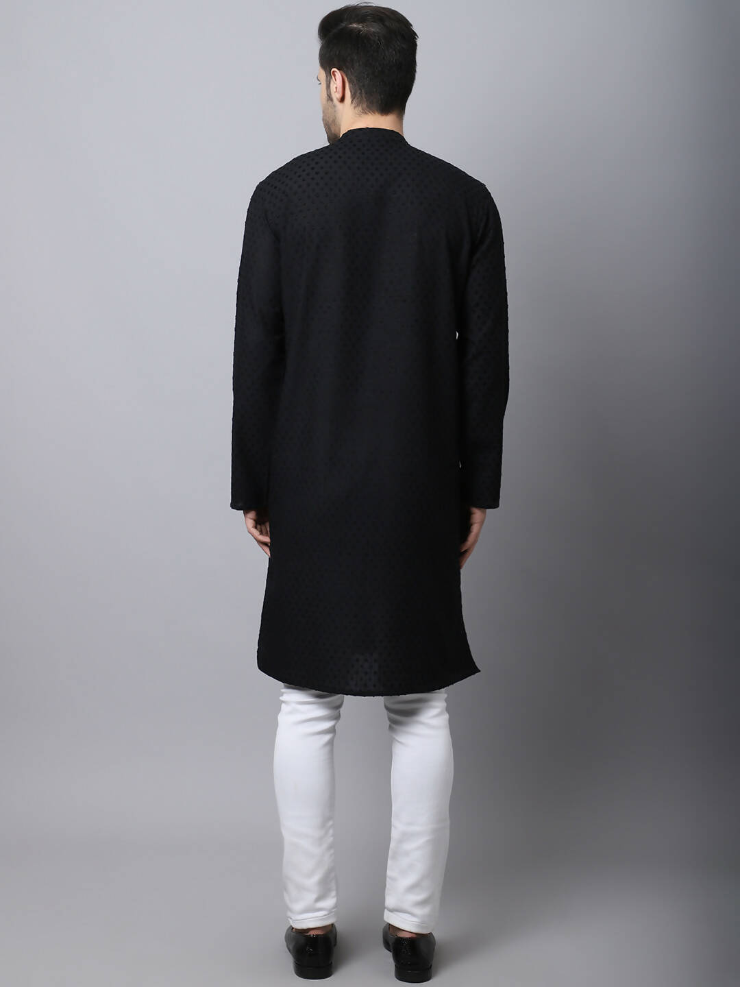 Even Apparels Black Pure Cotton Men's Kurta With Side Placket (MMS446)
